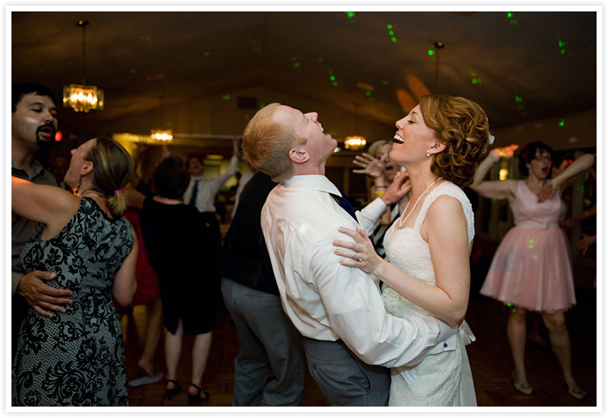 wedding dance party from east lansing wedding photographers