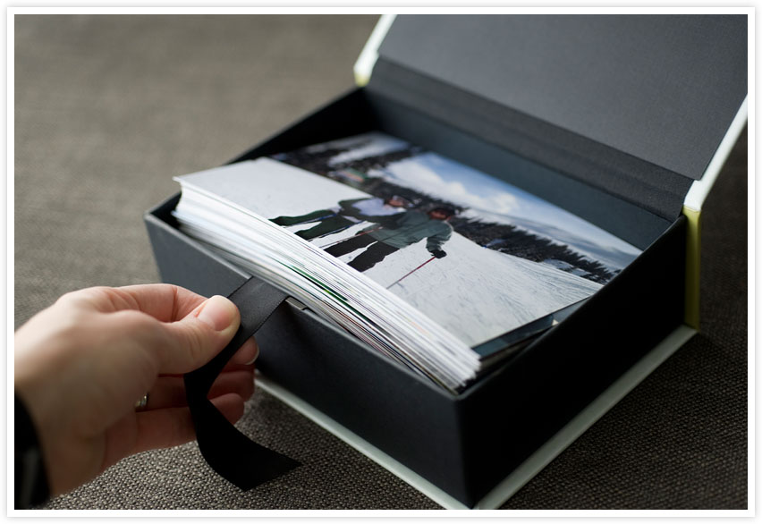 pull tab and loose photos in the memory box