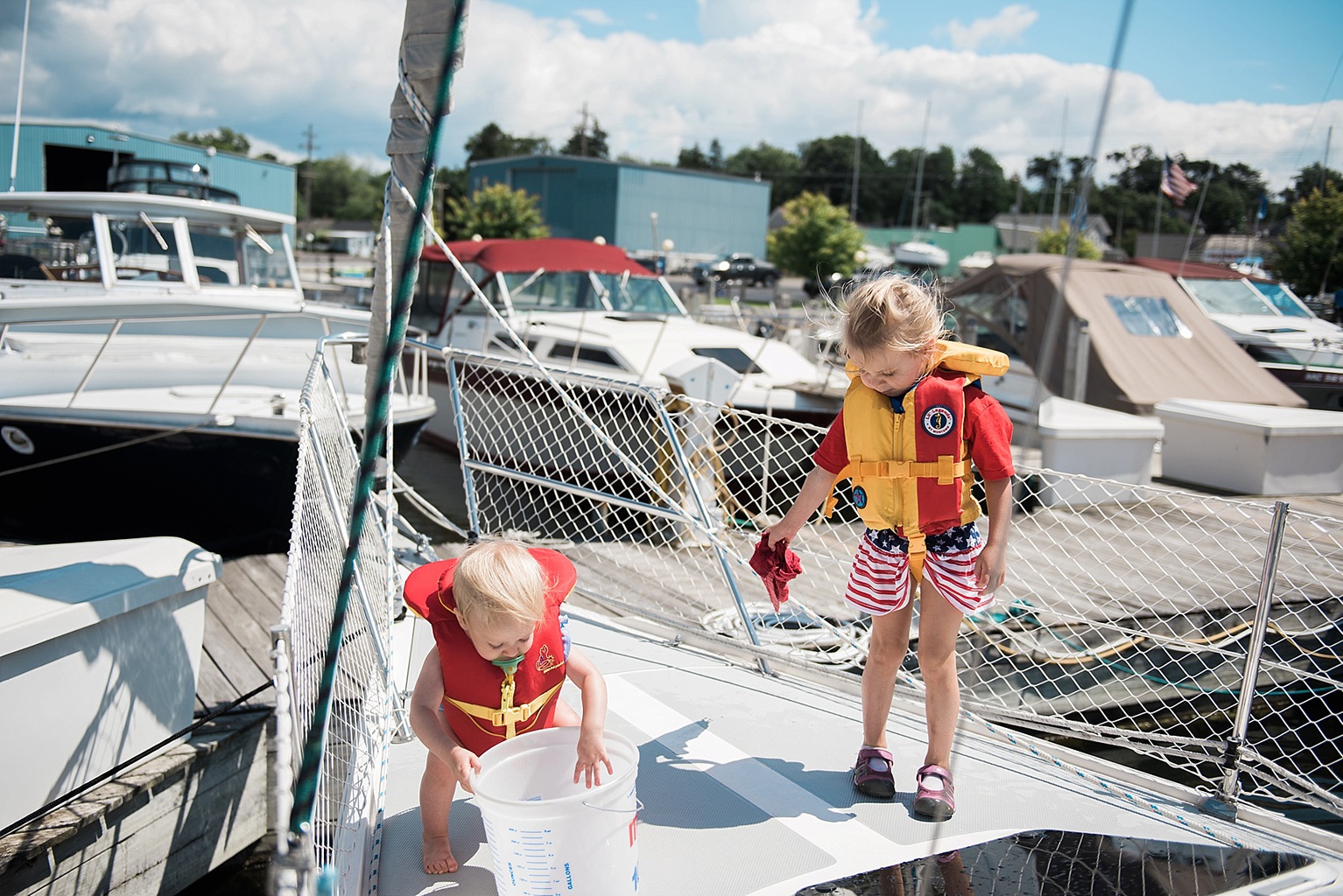 sailing_with_young_kids_on_lake_michigan__0005.jpg